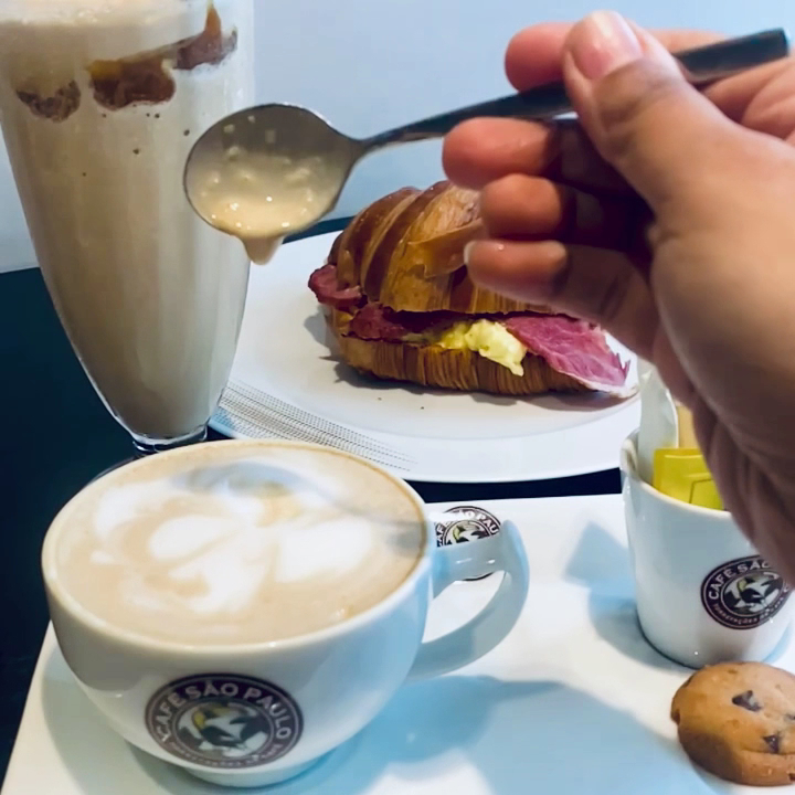 Cafe Sao Paulo: appetizing breakfast food and drinks