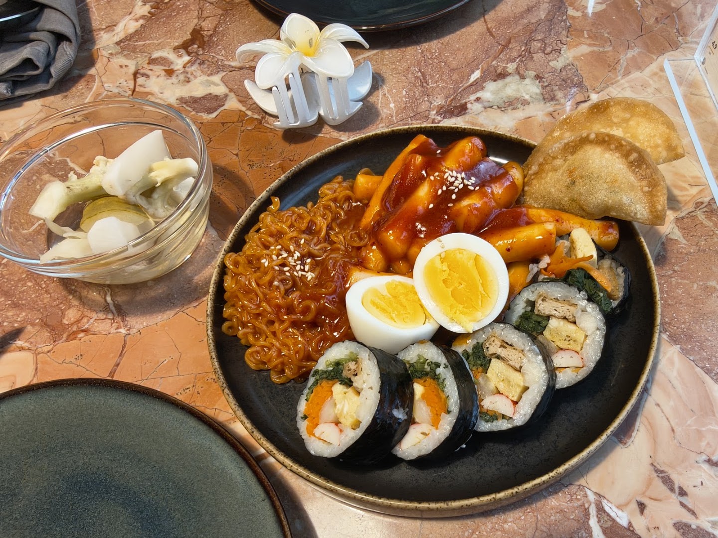Moja Korean Fusion Restaurant: appetizing, high-quality food photography