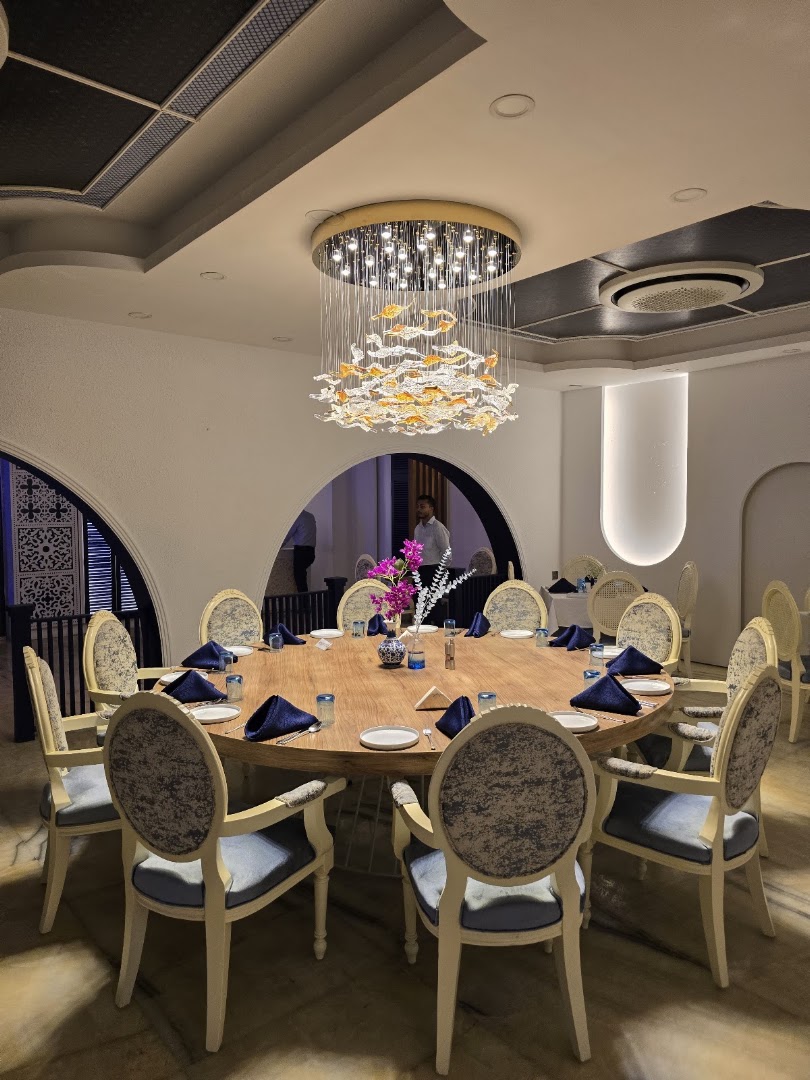 Santorini by IKitchen: professional interior shot of restaurant