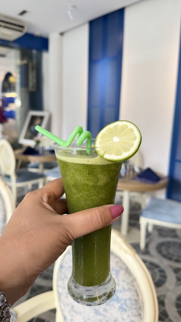 Santorini by IKitchen: appetizing drink photo in venue