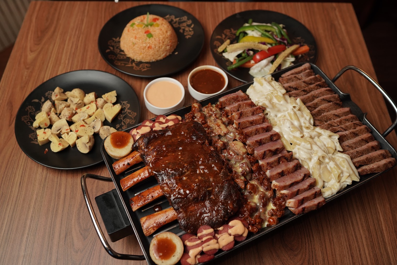 Texas Flame Steakhouse: appetizing, high-quality food photography