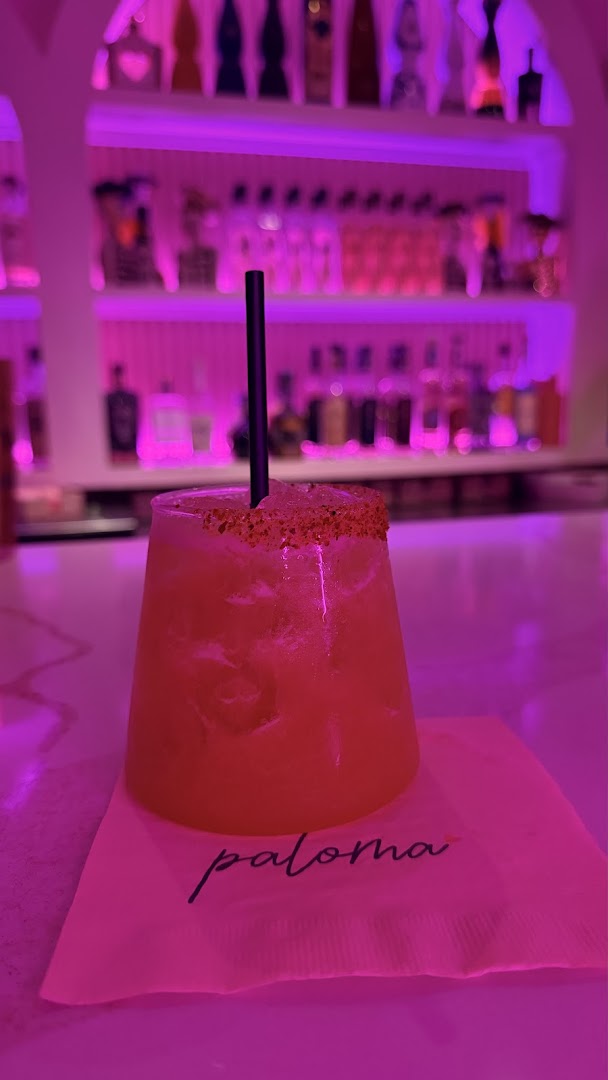 Paloma: attractive cocktail photo showing atmosphere