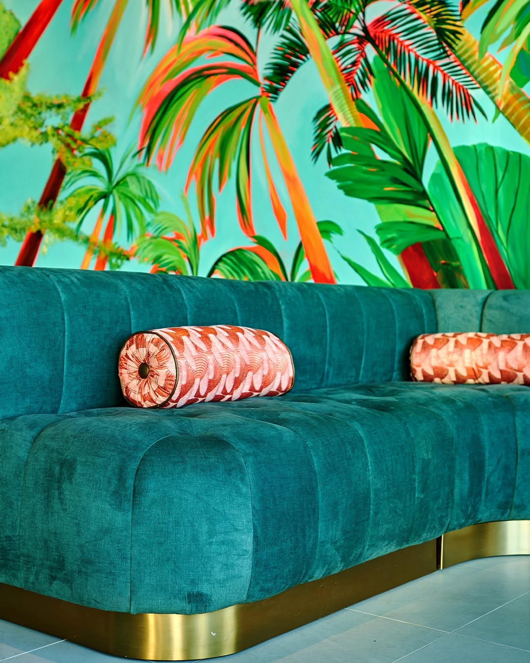 Vista Rooftop Lounge: vibrant, high-quality interior atmosphere shot