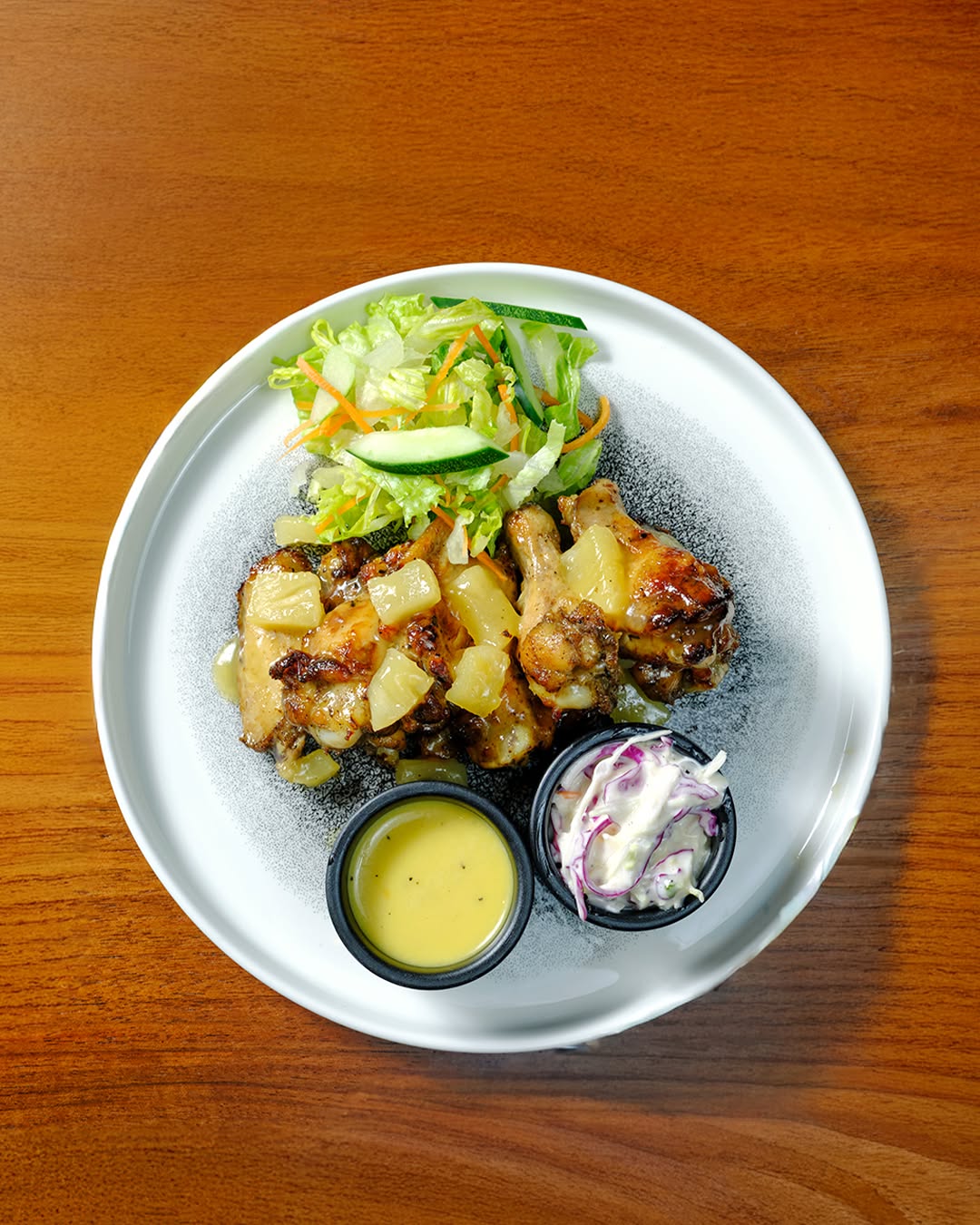 Vista Rooftop Lounge: high quality food photography