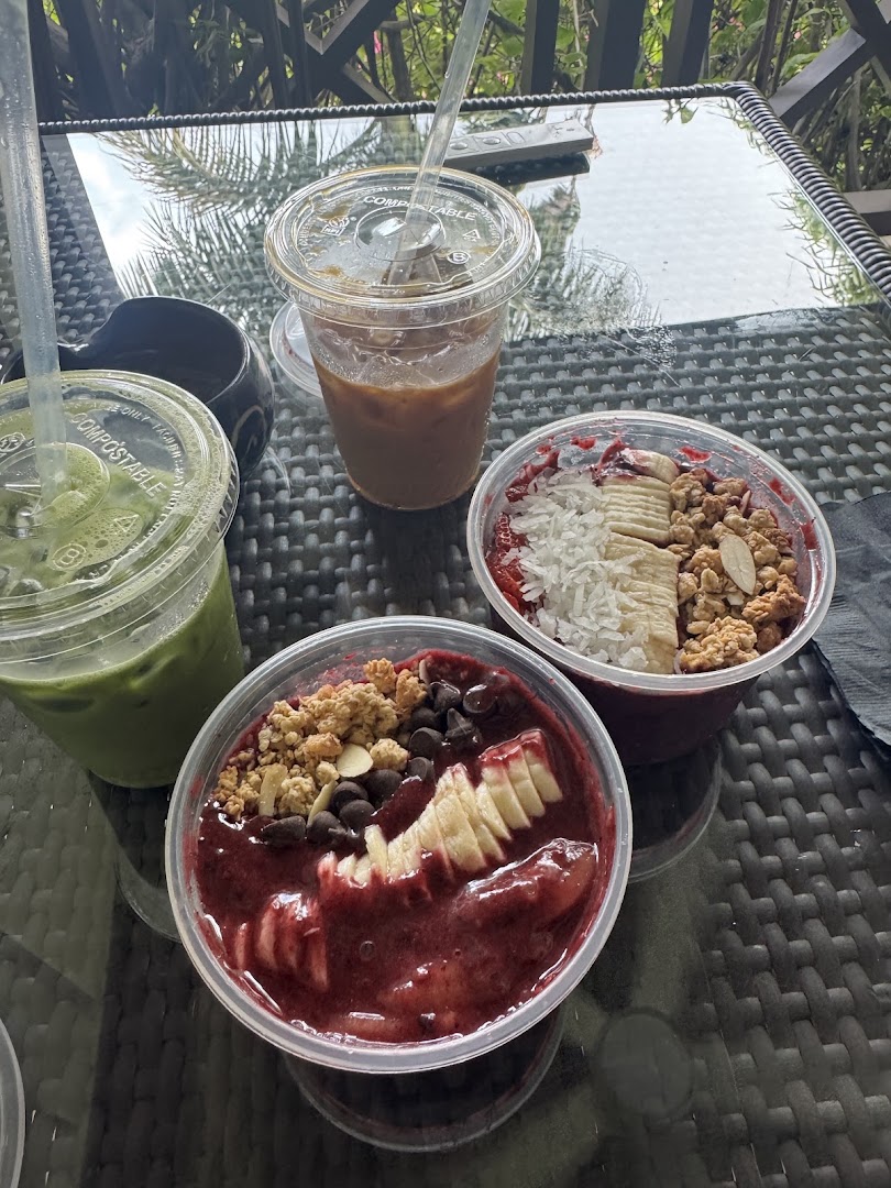 Buzz Box Health Bar: appetizing photo of breakfast items