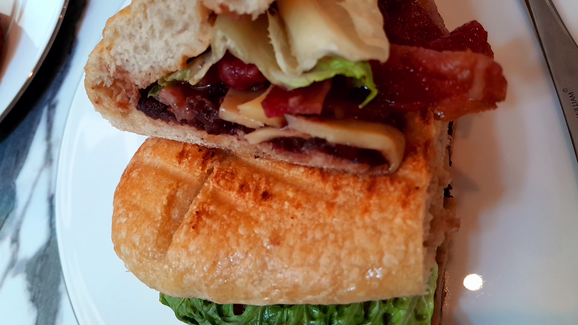 Café de Paris Barbados: appetizing photo of food item