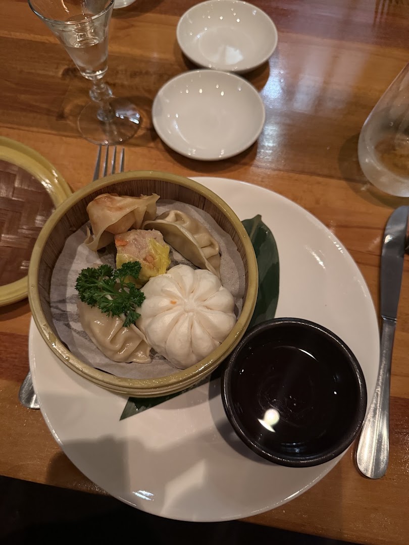 Nishi Restaurant: appetizing photo of restaurant food