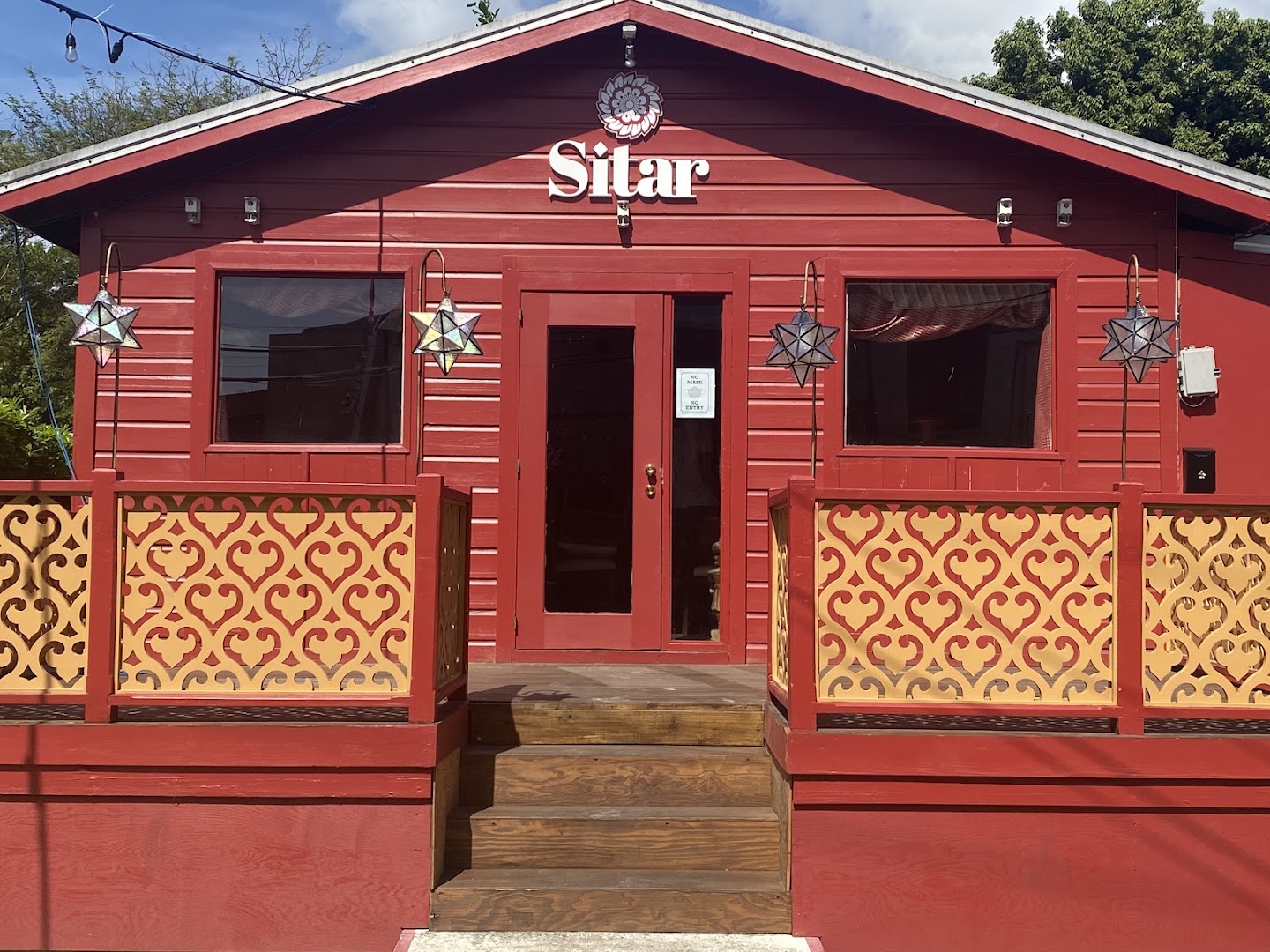 Sitar Indian Restaurant: clear exterior shot of restaurant