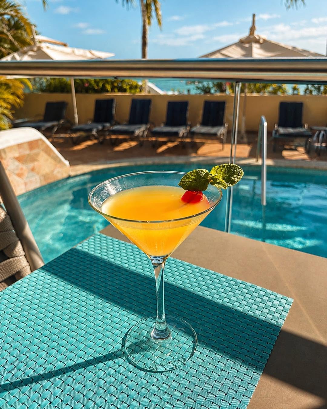 On The Bay: appealing cocktail with pool view