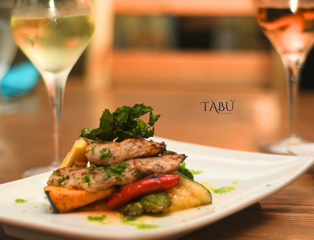 Tabú Restaurant: appetizing food photography with professional presentation