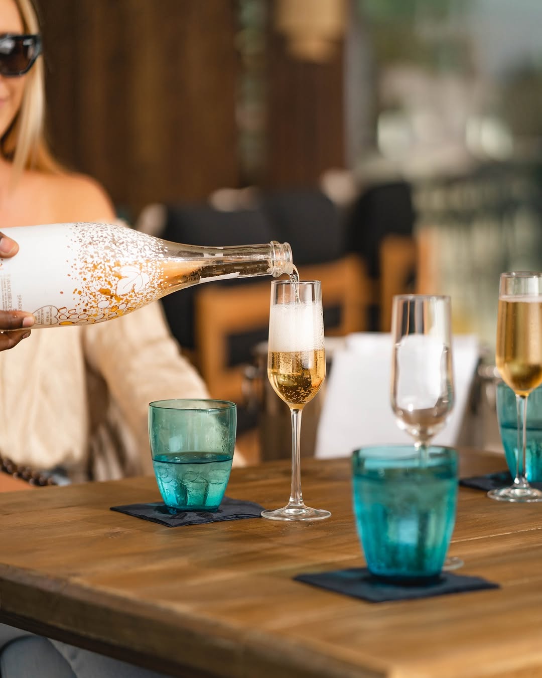Baia: professional and inviting dining atmosphere