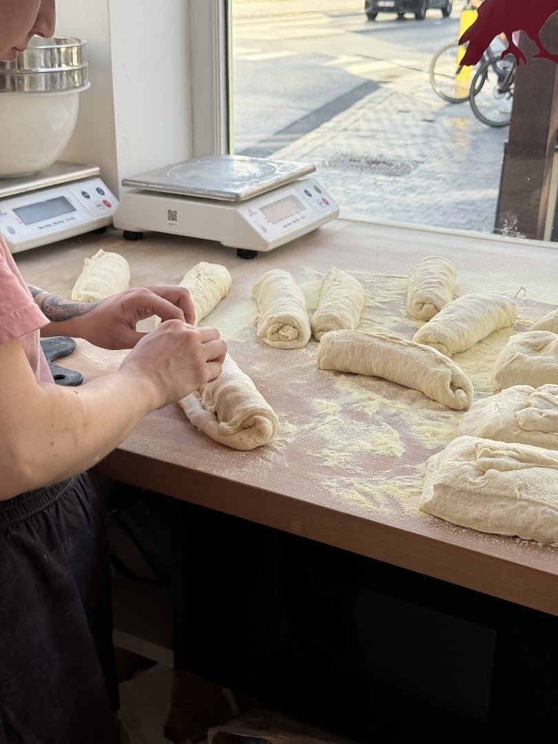 Bakkerij Nachtraaf: authentic bread making process
