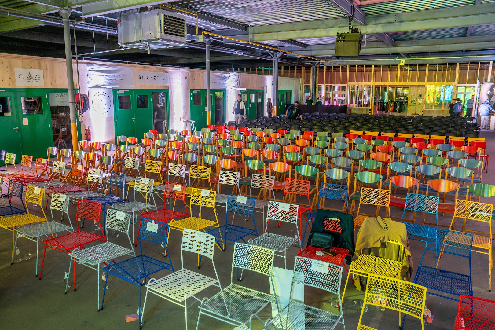 Walstroom: clear view of venue interior
