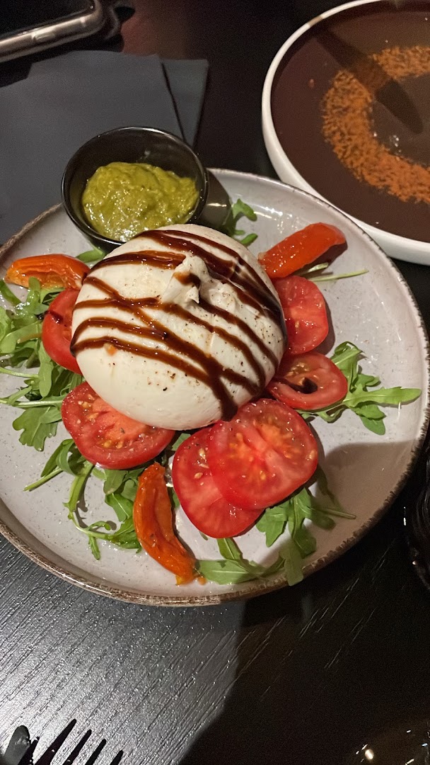 Wijnbar Bianco: appetizing photo of served food