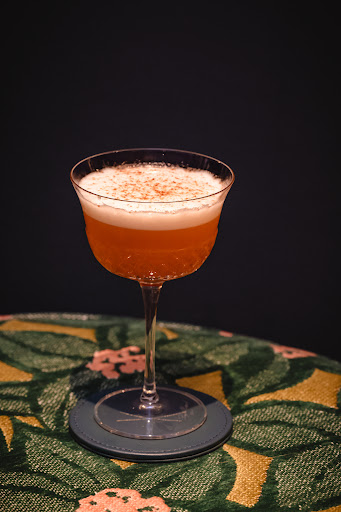 Under the Stairs: high quality cocktail photography