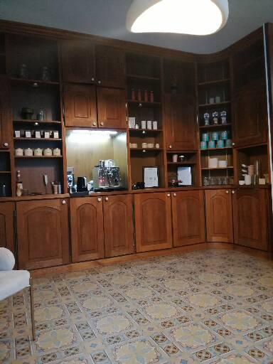 Café Vela: clear view of venue interior