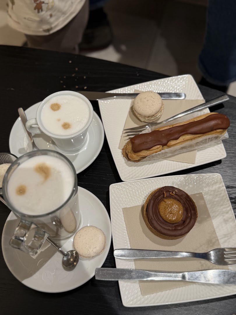 Leyla Pâtisserie Fine: appetizing photo of cafe items