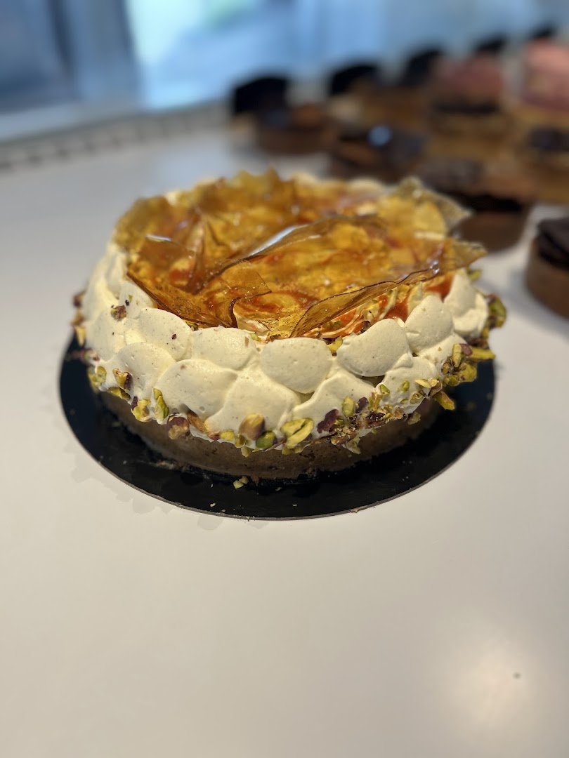 Leyla Pâtisserie Fine: appetizing photo of a cake