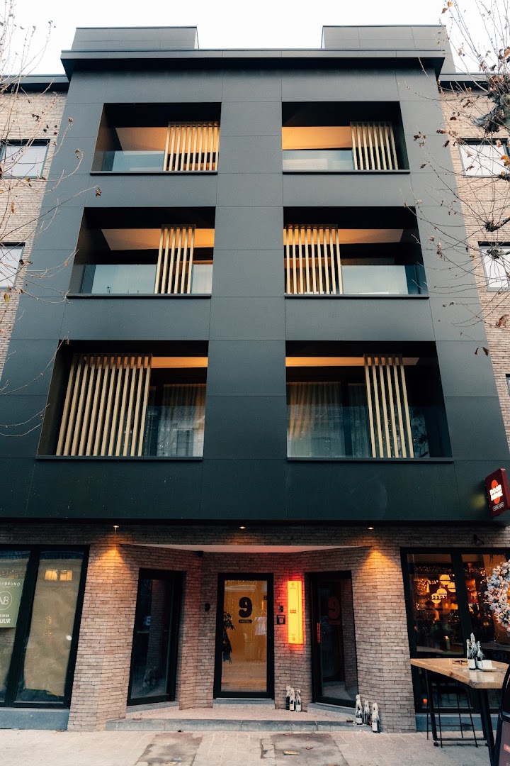 Door9: professional exterior shot of hotel