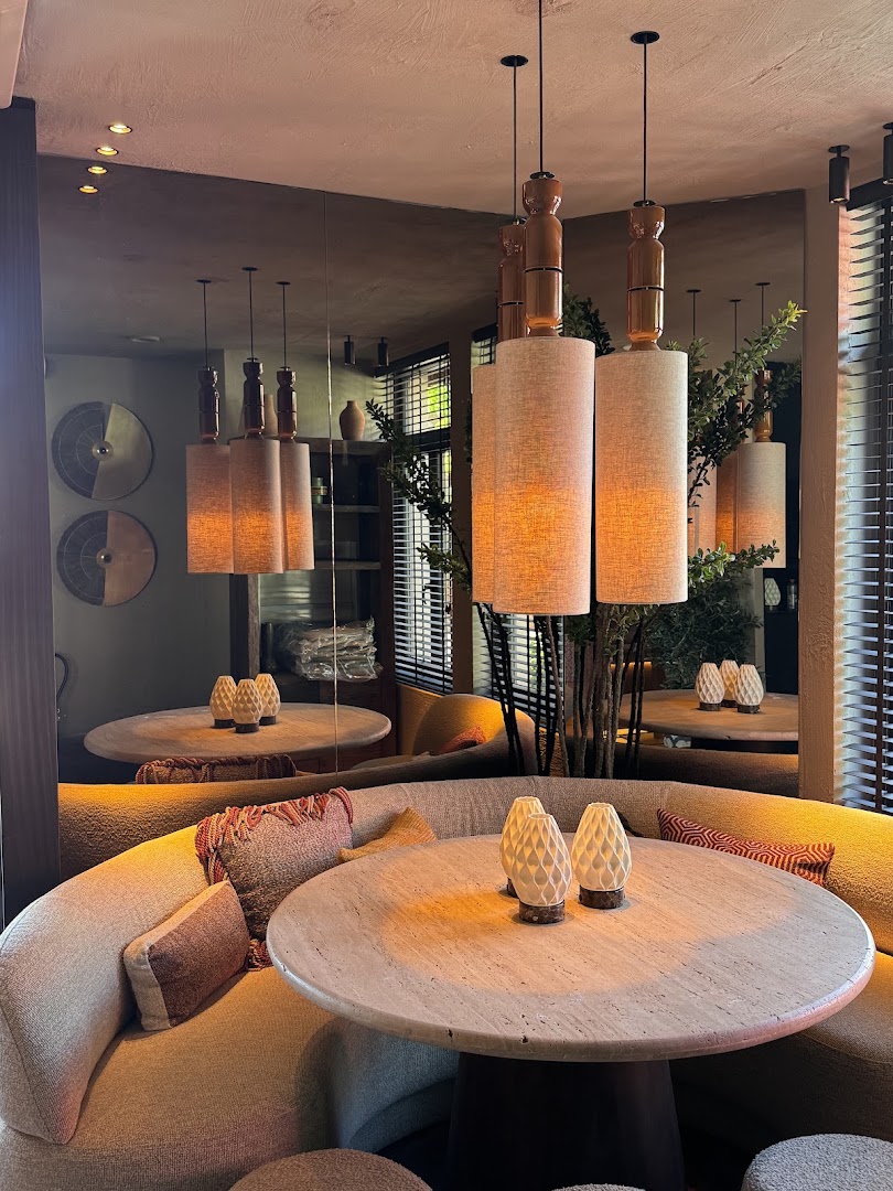 El Sueño: high quality interior atmosphere shot