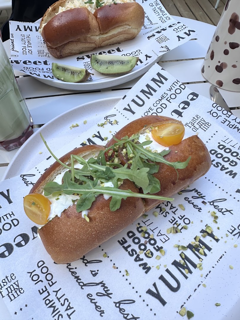 Mimosa Café: appetizing, high-quality food photography