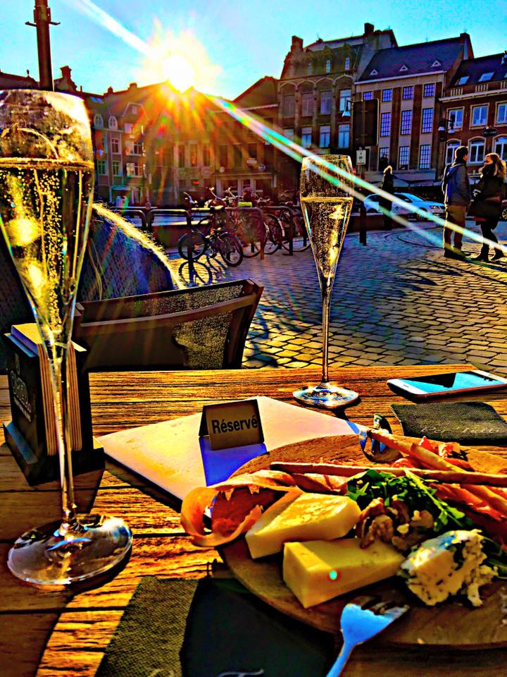Per Tutti: attractive atmosphere and food presentation