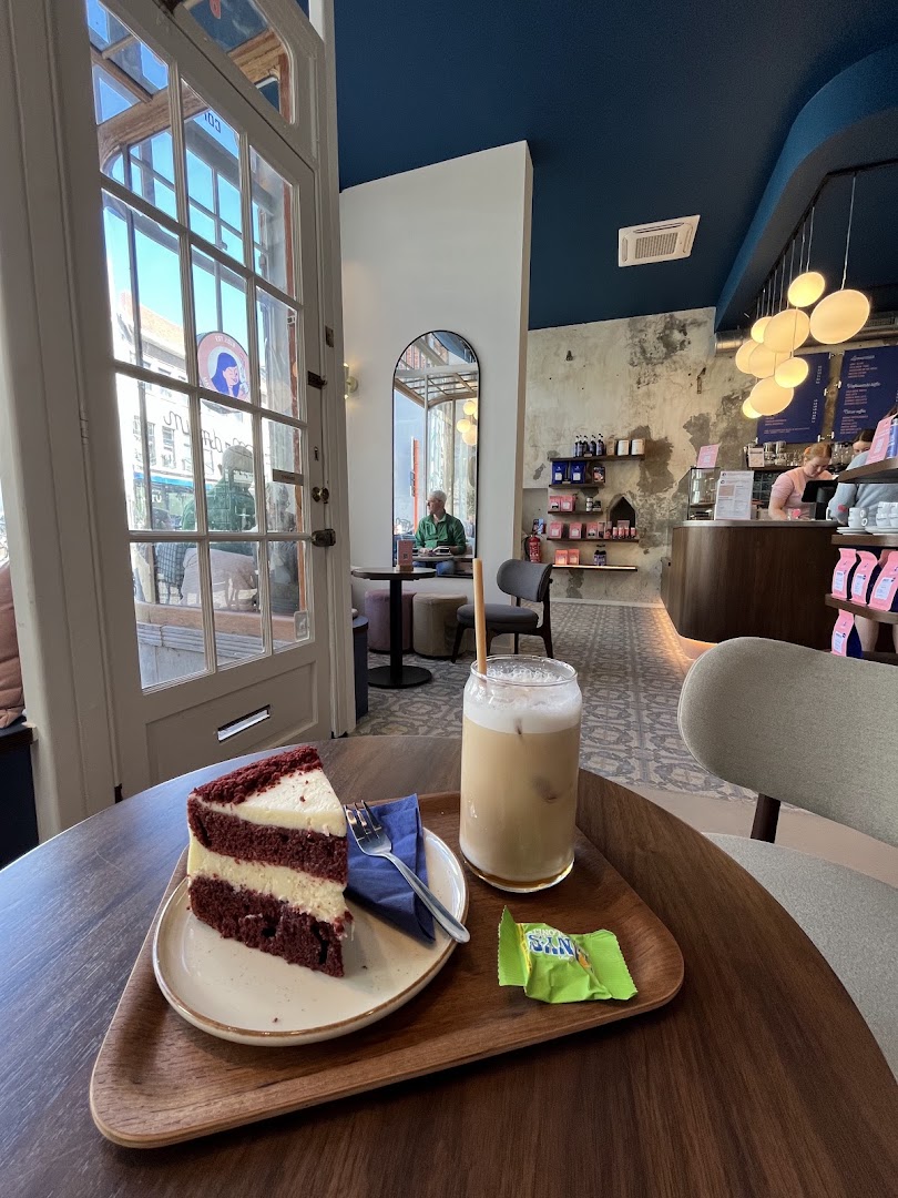 Madmum Coffee Roasters: inviting atmosphere and quality food