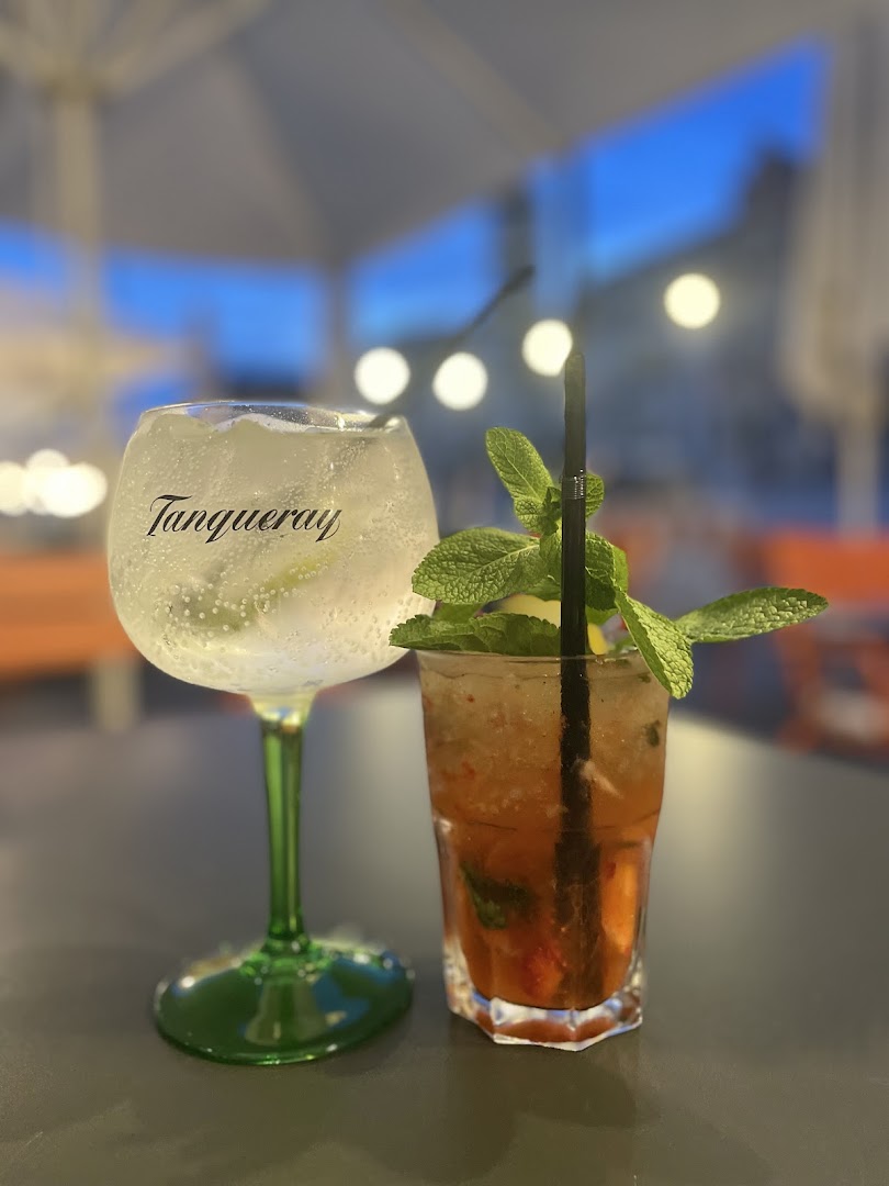 Le Nova: high quality, appealing drink photography