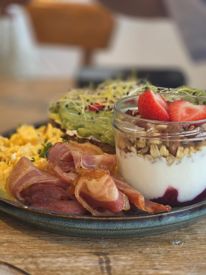 Le Brunchist: appetizing and high quality food photo