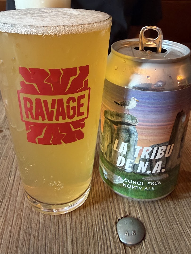 Le Ravage Beer Bar: clear photo of bar products