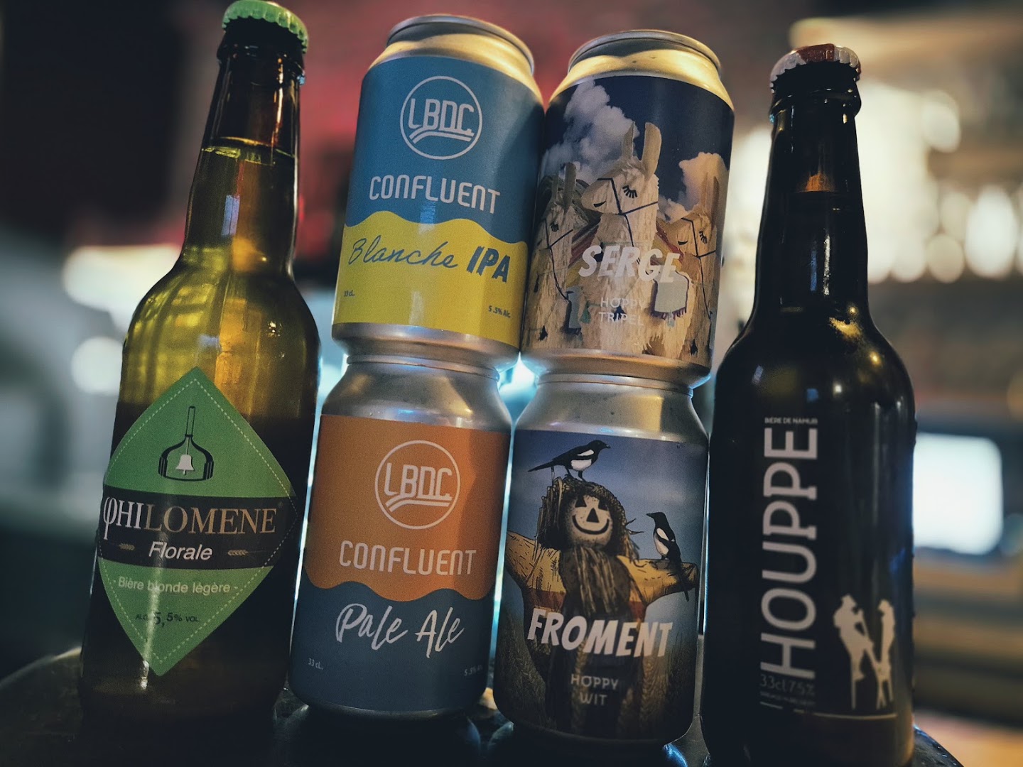 Le Ravage Beer Bar: high quality photo of drinks