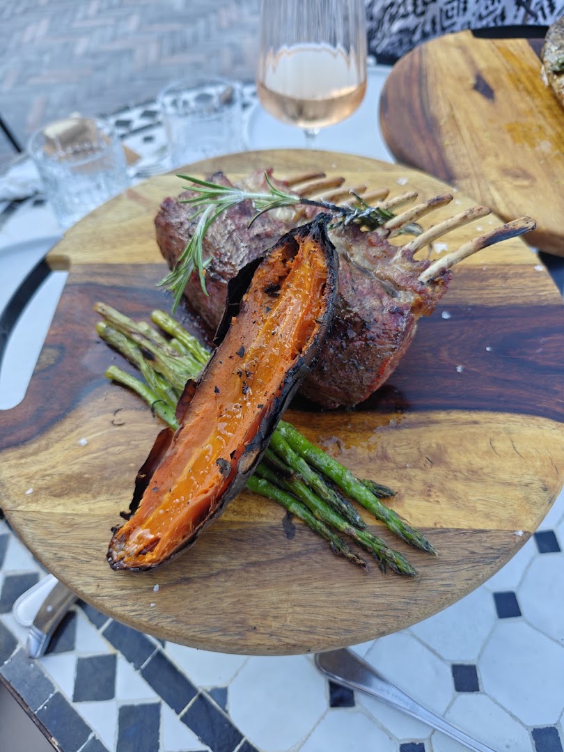 Bar To Taste: appetizing, high-quality food photography