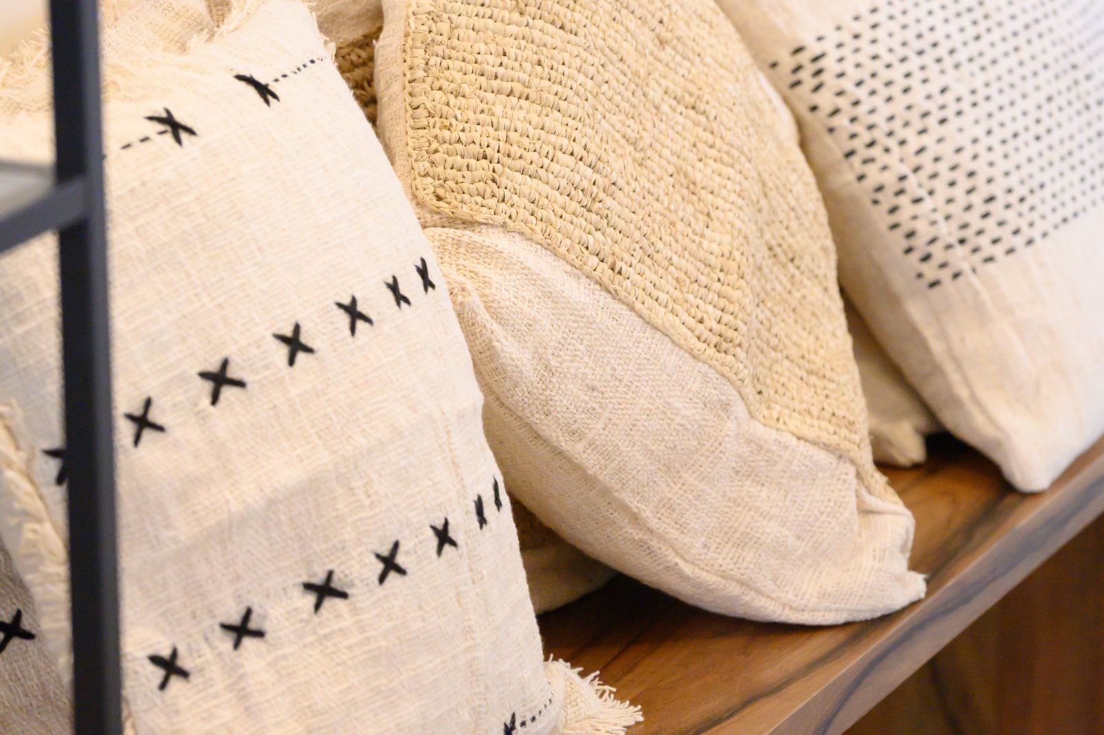 La Maison Duroi: high quality product display photo