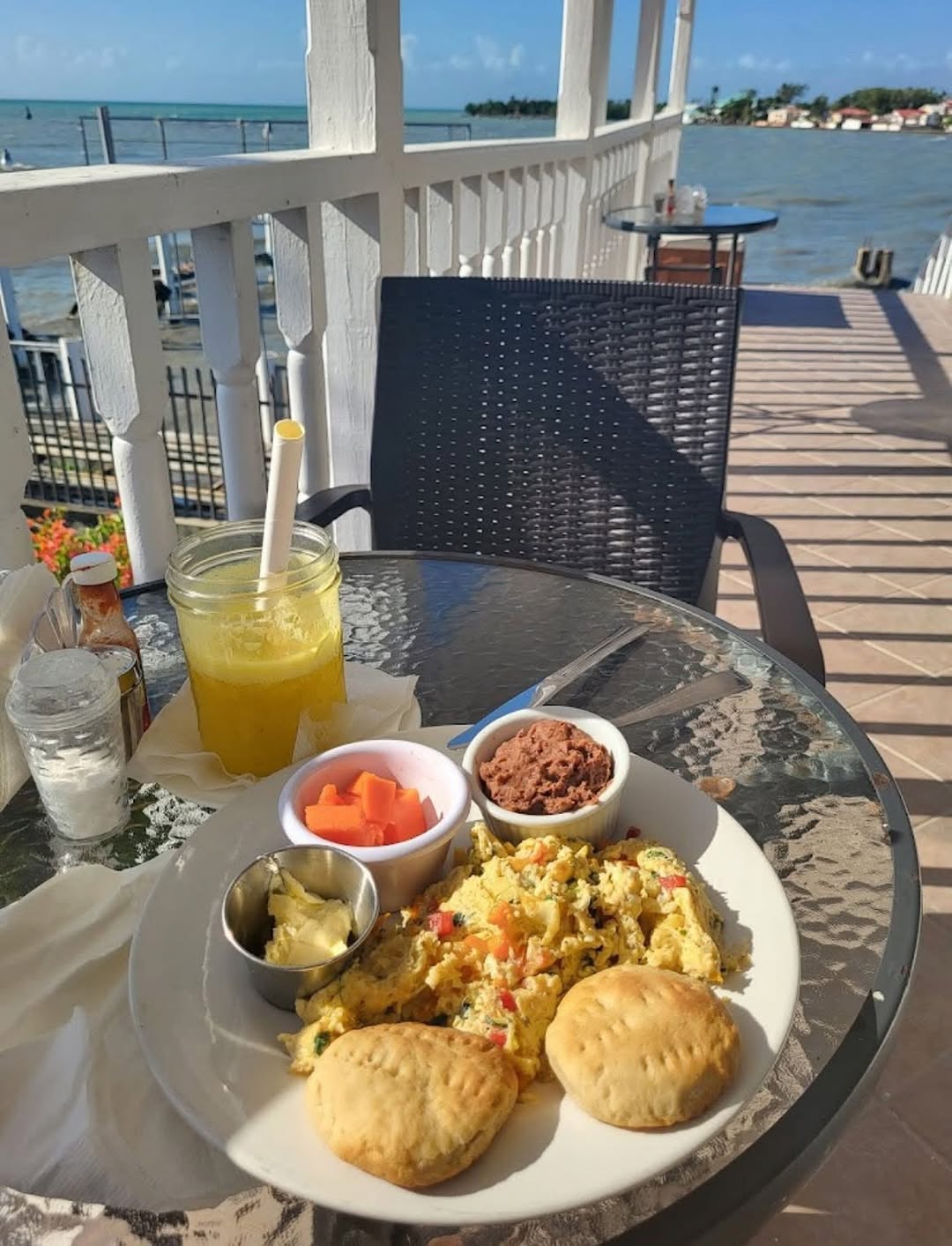 Martha's Cafe: appealing food and scenic view