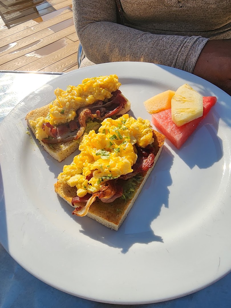 Lotus: appetizing photo of restaurant food