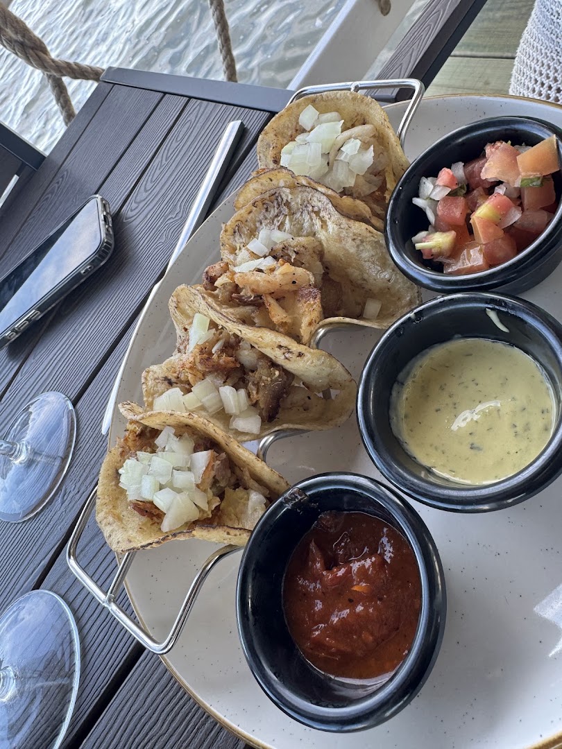 Tequila Sunrise: appetizing photo of restaurant food