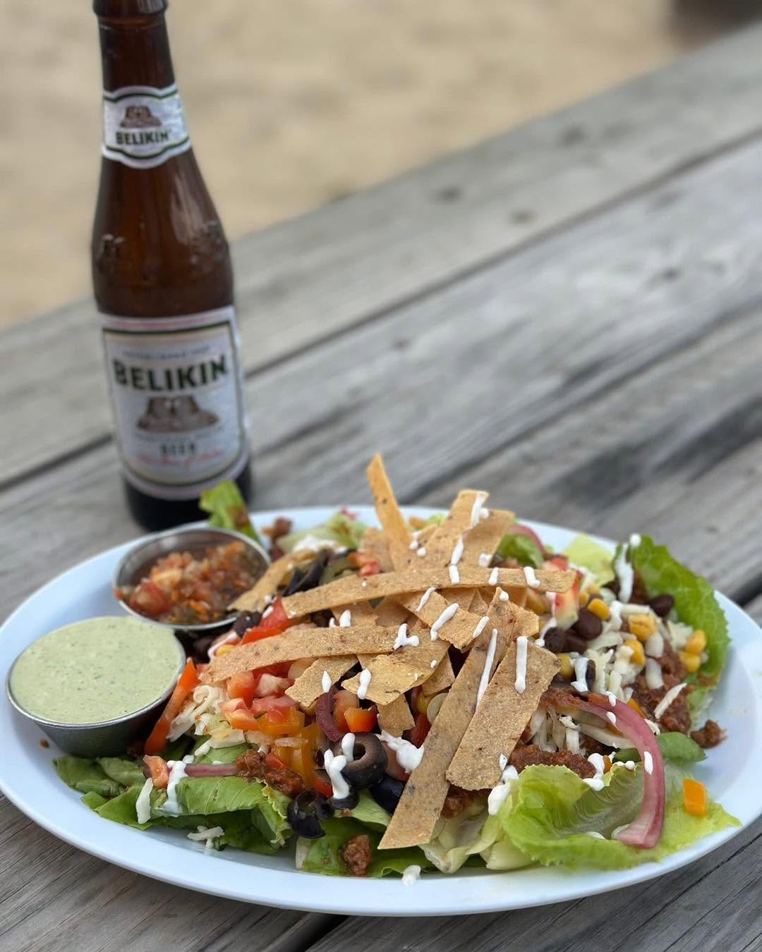 Mango's Beachfront Bar: appetizing food and drink photo