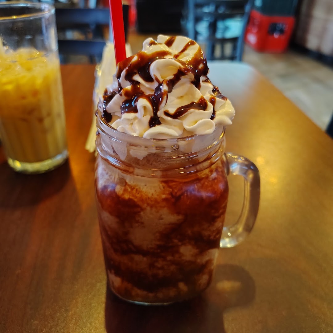 Aroma Café & Lounge: appetizing photo of cafe drink
