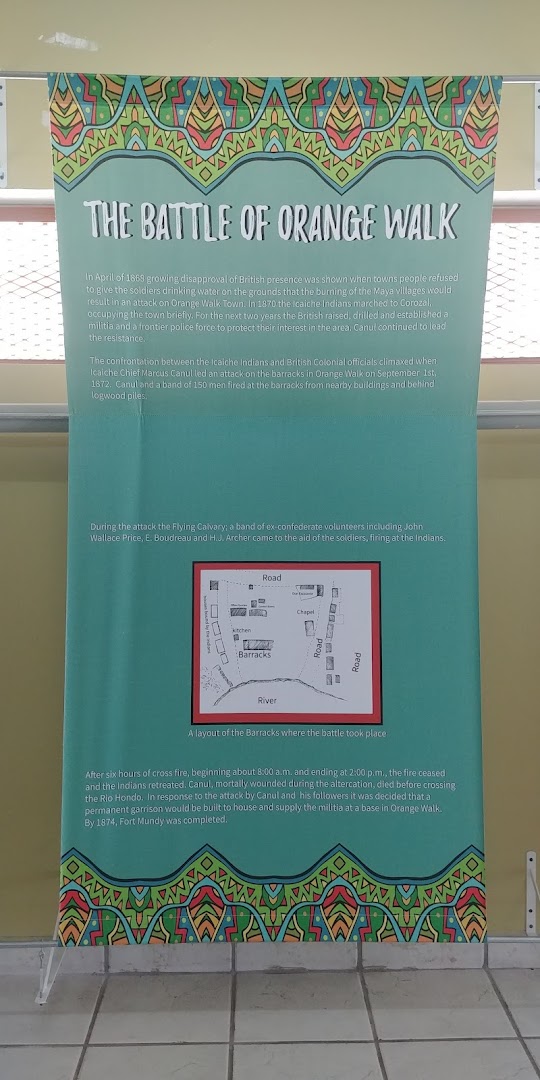 Banquitas House of Culture: informative exhibition display photo