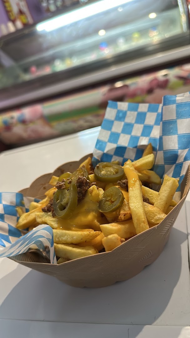 Ice Break: appetizing photo of bar food