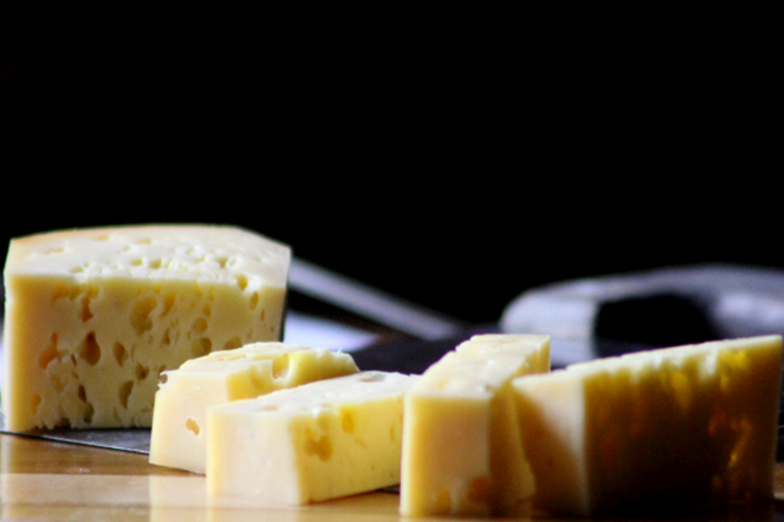 Bumthang Swiss Cheese and Wine Shop: high quality product photography
