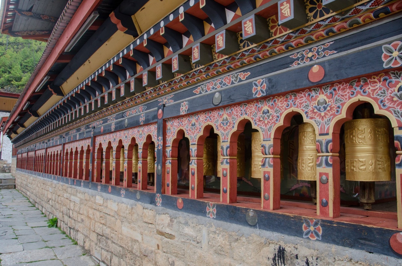 Karpo Lhakhang: high quality architectural detail shot