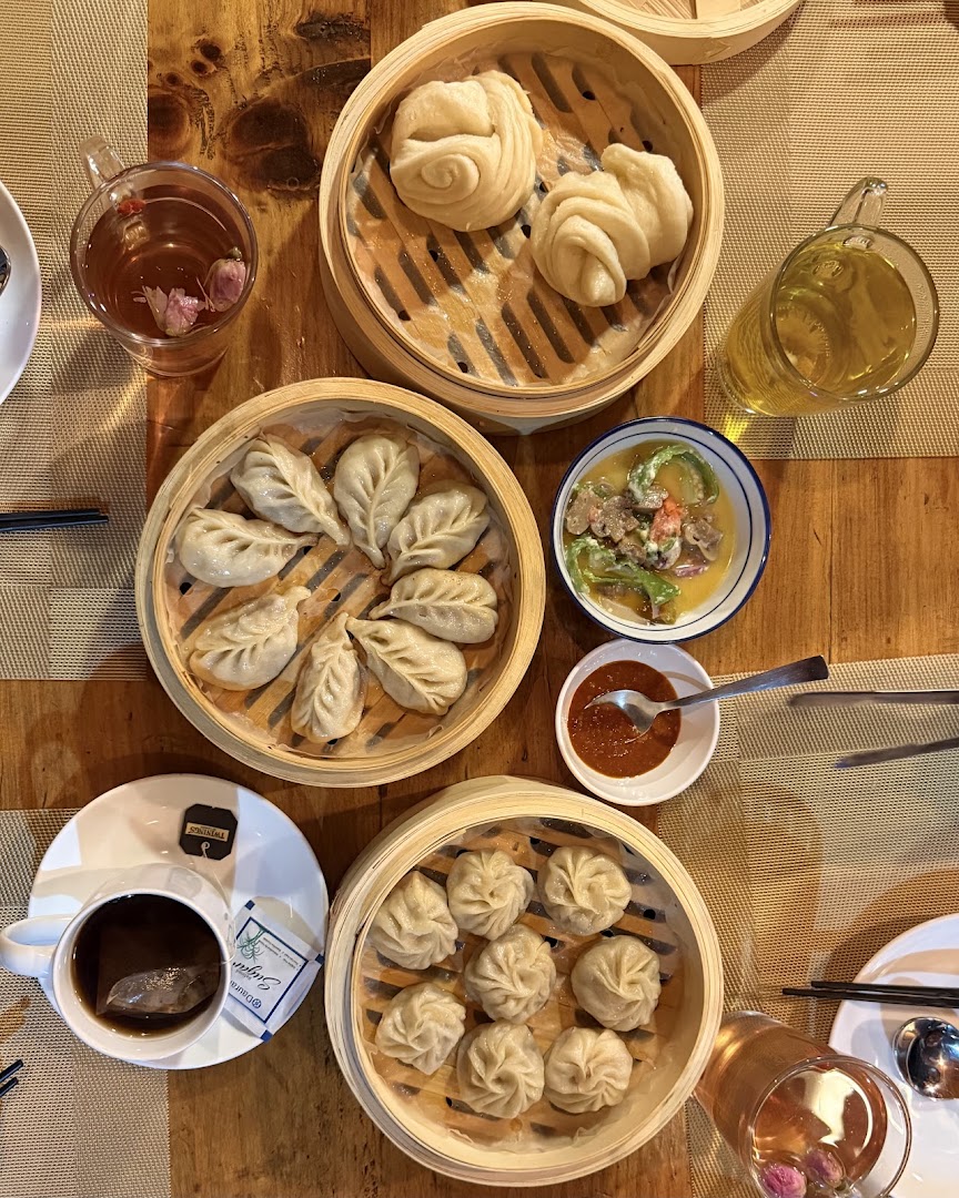 Himalayan Kitchen: appetizing high-quality food photography