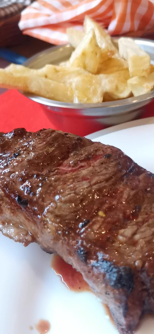 Bagú Churrasquería: appetizing photo of steak dish