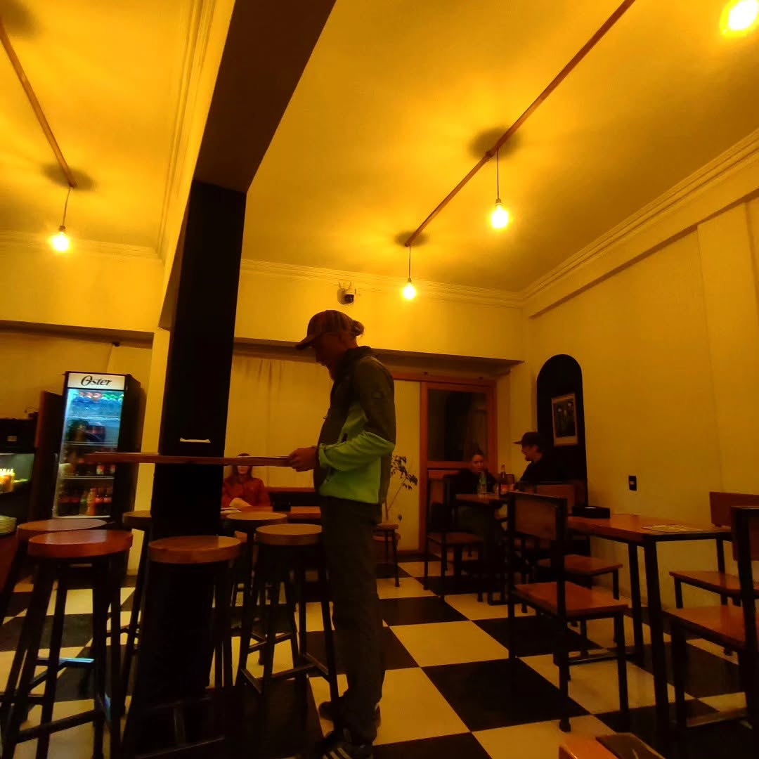 Pit Stop Cafe: venue atmosphere and interior