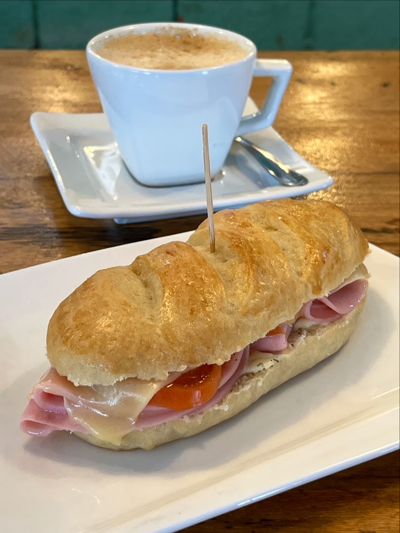 Melaza Coffee & Pastry Shop: appetizing photo of breakfast food