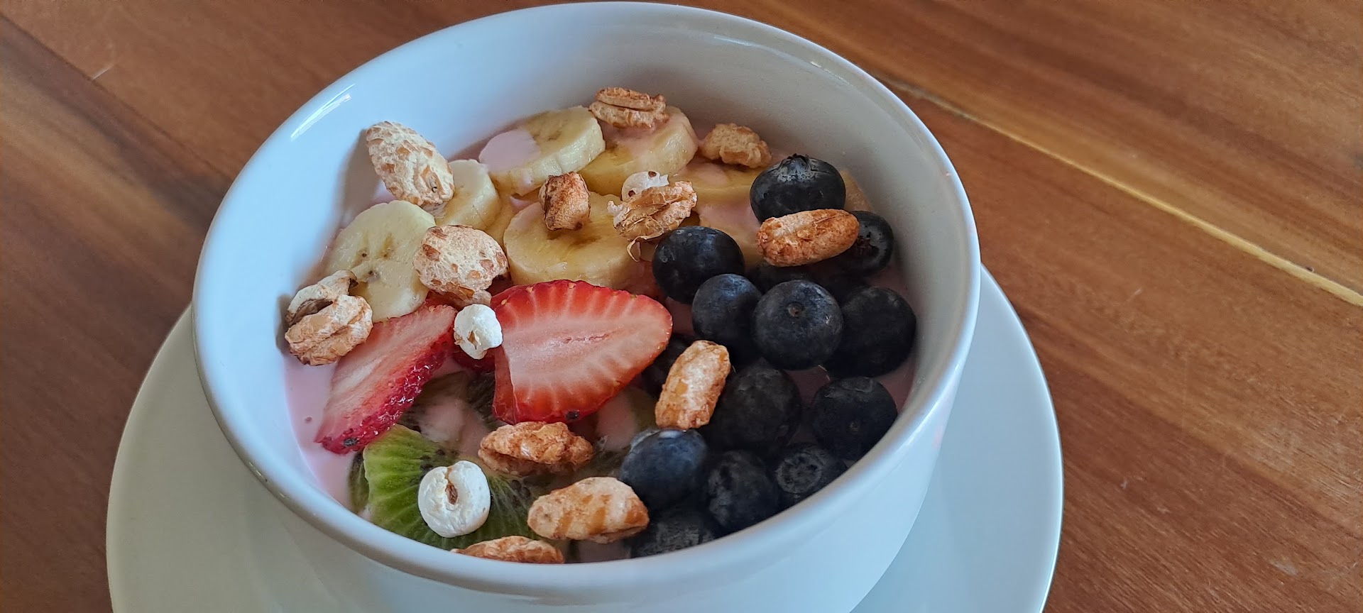 Melaza Coffee & Pastry Shop: appetizing photo of breakfast bowl