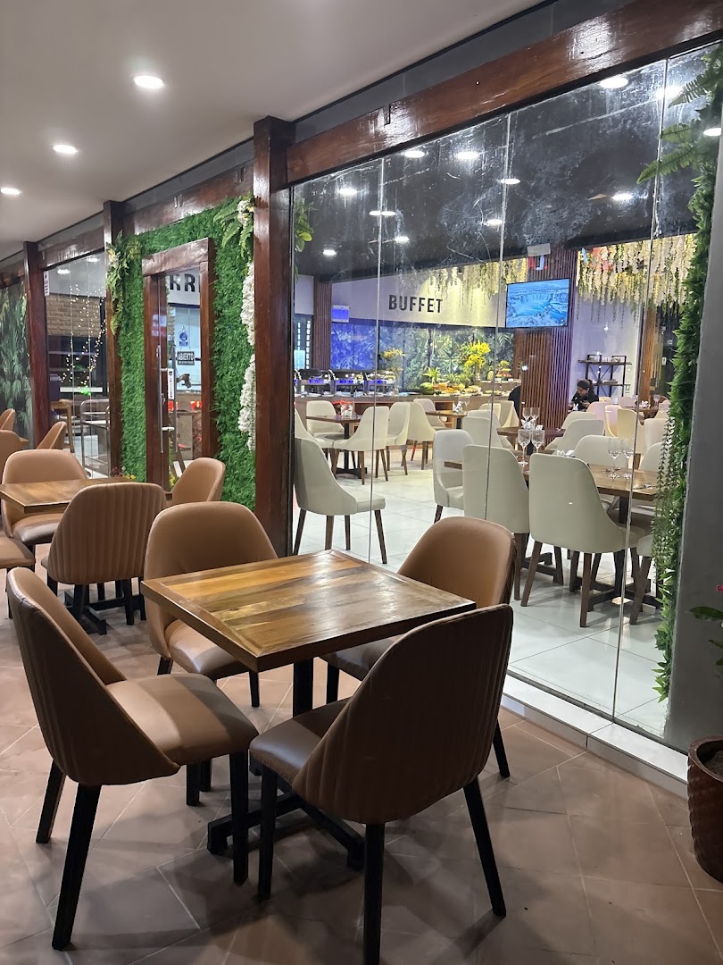 Argentino Restaurant Premium: clear view of restaurant interior