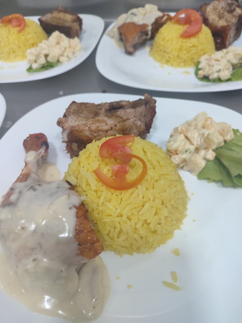 Fortune Punto Gastronómico: clear, appetizing food presentation