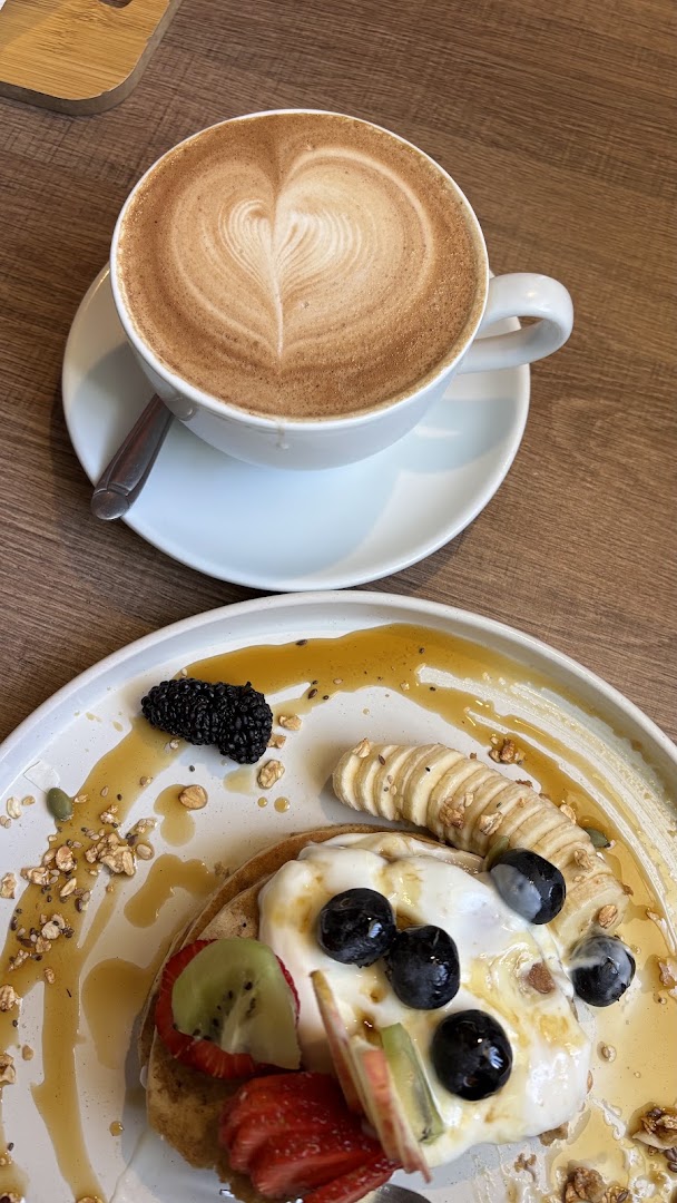 Memos Coffee Bistro: appetizing, high-quality breakfast food photo